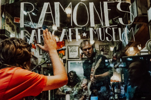 Vizediltator - Ramones Museum - BerIin [29.08.2020]