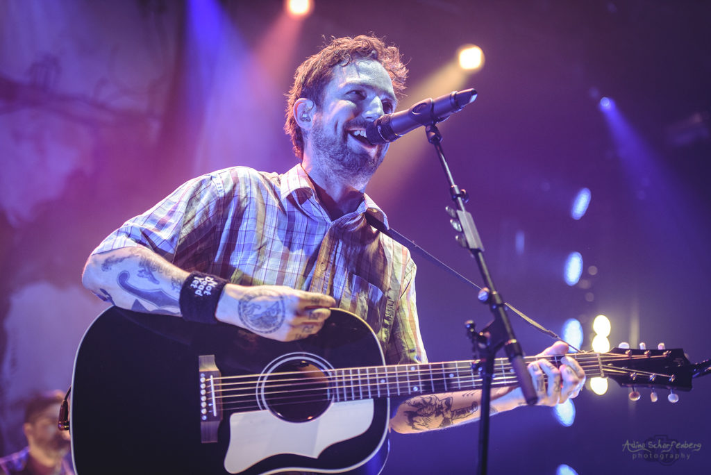 Frank Turner & The Sleeping Souls at Roundhouse, London (2017)