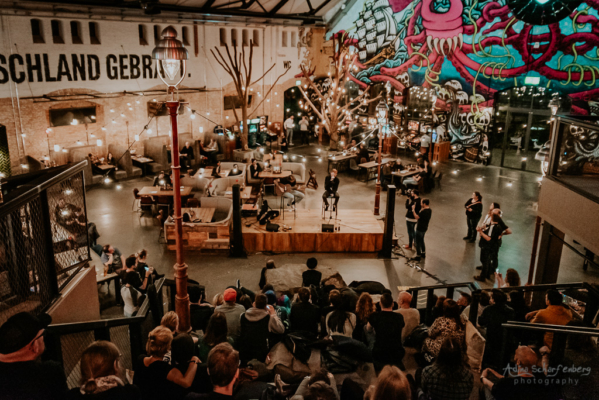 Frank Carter at Brew Dog, Berlin (2019) Frank Carter at Brew Dog, Berlin (2019)
