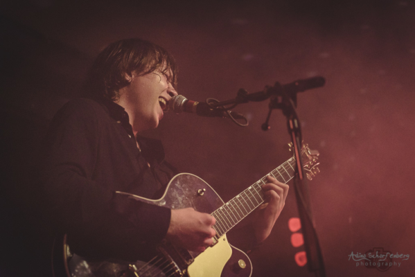 Island at Kantine am Berghain, Berlin (2017) Island at Kantine am Berghain, Berlin (2017)