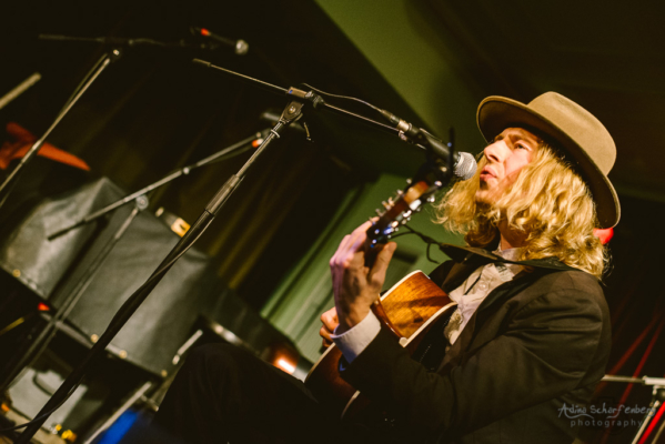 Jim Kroft at Grüner Salon, Berlin (2014) Jim Kroft at Grüner Salon, Berlin (2014)