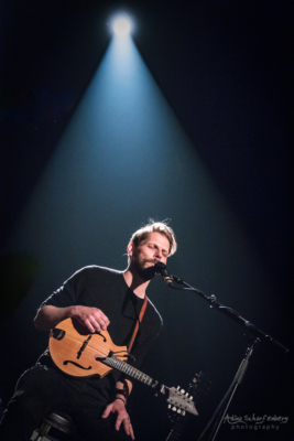 Mighty Oaks at Volksbühne, Berlin (2019) Mighty Oaks at Volksbühne, Berlin (2019)