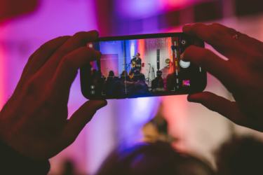 Dave Hause during a house show, Weichs (2023) Dave Hause during a house show, Weichs (2023)