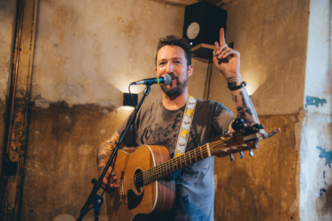 Frank Turner at 19:77, Berlin (2024) Frank Turner at 19:77, Berlin (2024)