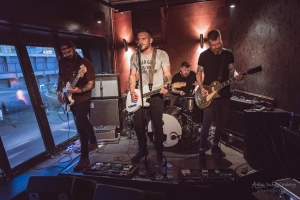 13 Crowes at Monarch, Berlin (2018)