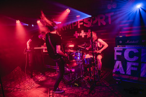 Kmpfsprt - Badehaus -  Berlin [30.04.2022]
