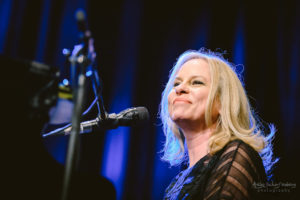 Vonda Shepard at Heimathafen Neukölln, Berlin (2017)