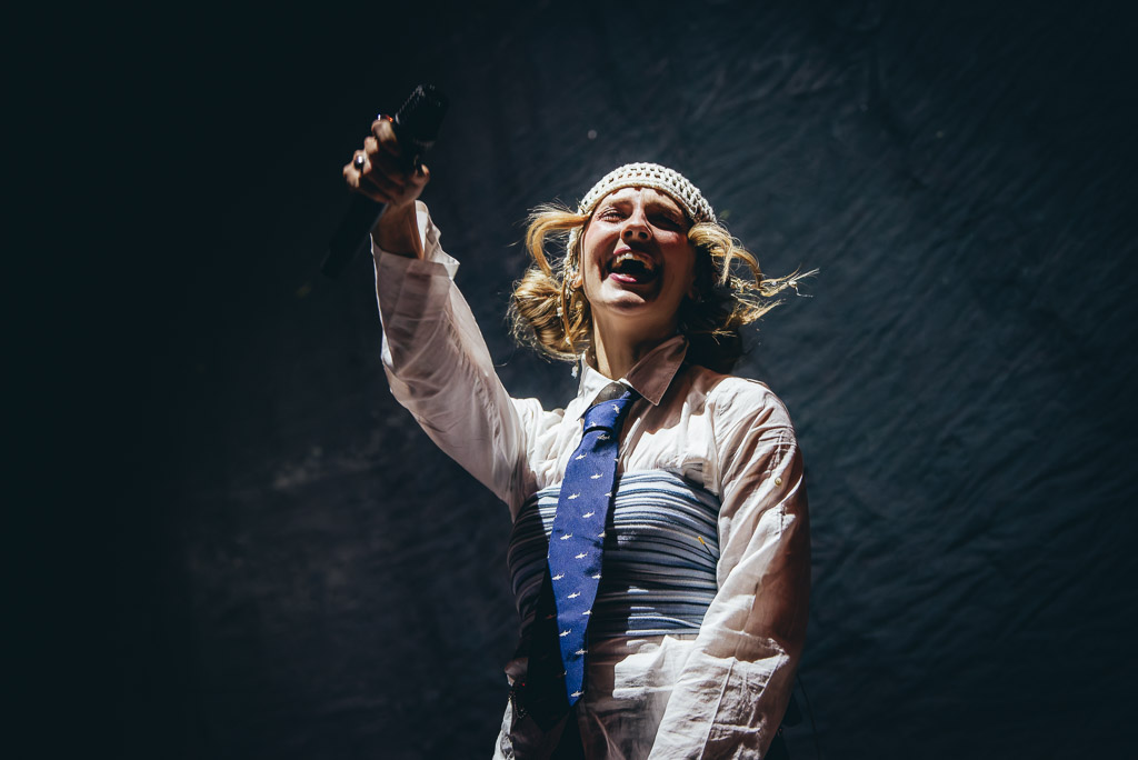 Ella Stern at Max-Schmeling-Halle, Berlin (2026)