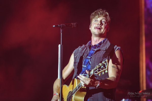 Sunrise Avenue at Parkbühne Wuhlheide, Berlin during Stars For Free (2018)