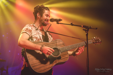 Jeremy Loops at Huxleys Neue Welt, Berlin (2019)