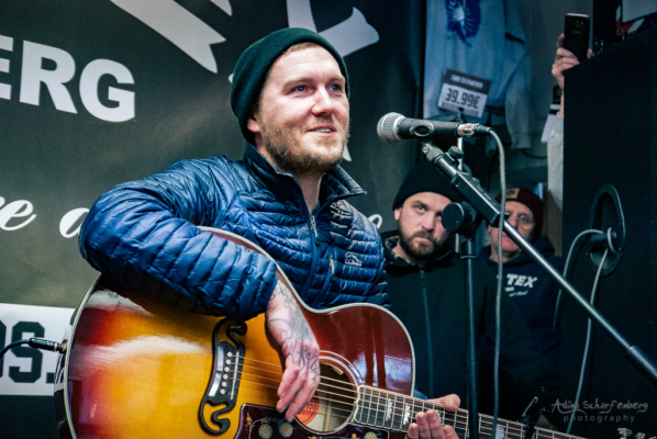 acoustic concert of Brian Fallon at Core Tex, Berlin (2018)