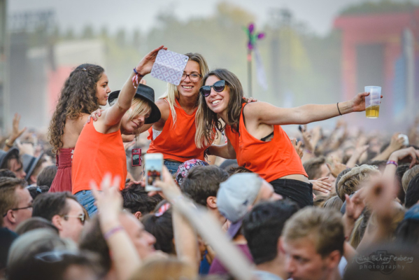 Major Lazor during Lollapalooza at Treptower Park, Berlin (2016)